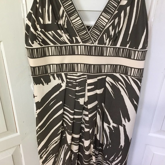 BCBGMaxAzria Dress - Picture 6 of 15